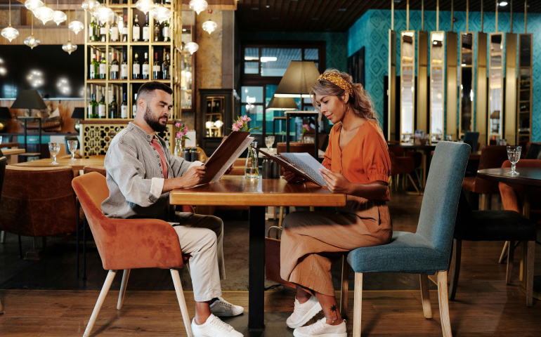 Smarter Reservations with AI and Restaurant Management Software