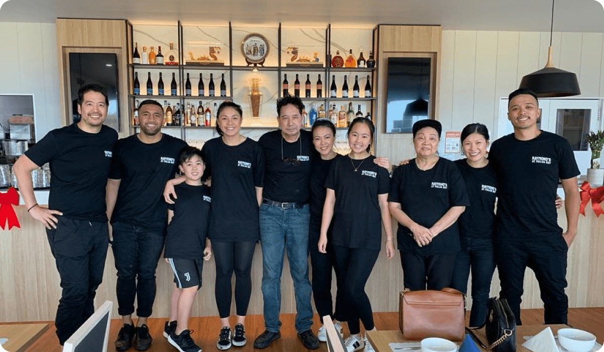 RaymondsatMaluaBay-Case-Study-crew
